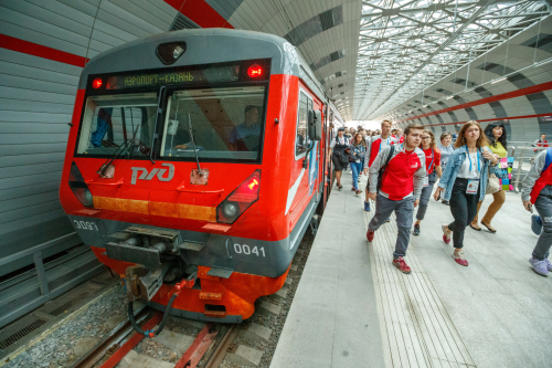 Дополнительные поезда из Казани в аэропорт назначат в День Республики Татарстан