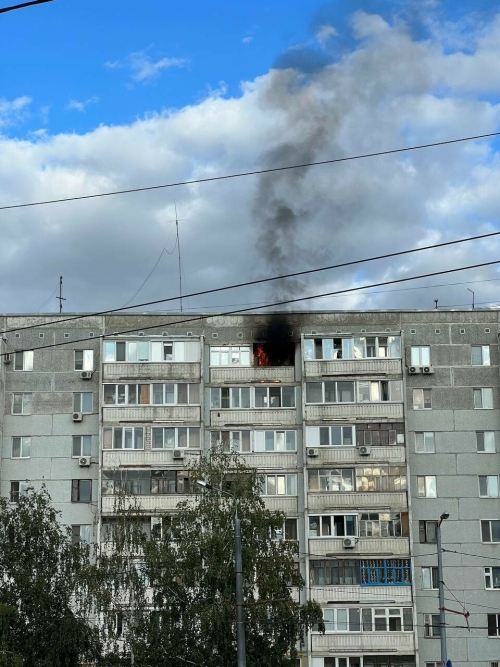 В многоэтажке на Фучика в Казани произошел пожар, эвакуировались 20 человек