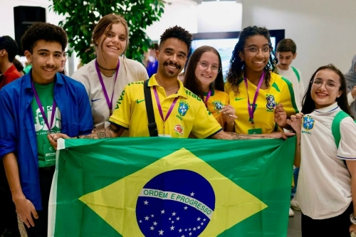 Минниханов: Молодежь из 10 стран приехала в лагерь «Друзья» в Иннополисе