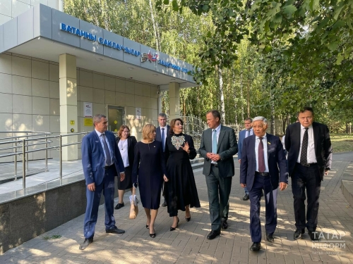 Полпред в ПФО Комаров посетил филиал фонда «Защитники Отечества» в Казани