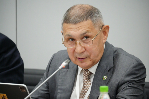 Рифкат Минниханов заявил о необходимости создания единого центра компетенций по ИТС