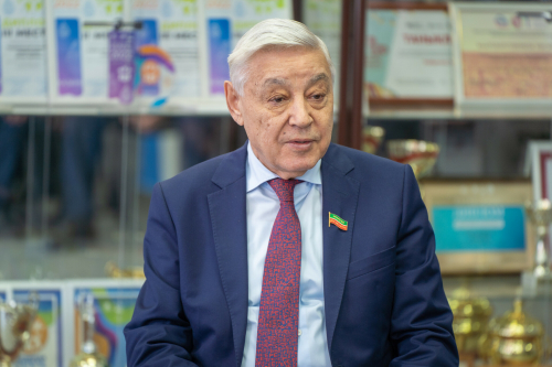 «Экономика поднимется на базе новых разработок»: Мухаметшин открыл в Казани Неделю науки