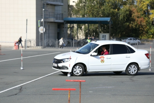 «Молодежь — будущее безопасных дорог»: В Казани выберут лучшего студента-водителя
