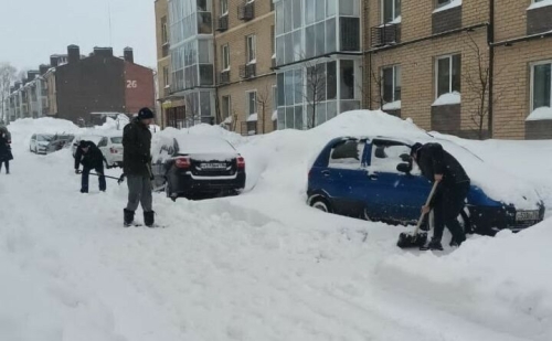 В Пестречинском районе жители решили помочь управляющей компании в уборке дворов от снега