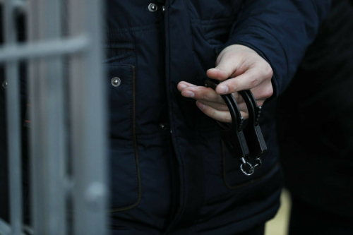 В Татарстане поймали подростка, который забрал почти полмиллиона у обманутых пенсионеров