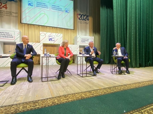 «Меры поддержки стимулируют заводить детей»: автобусный марафон прибыл в Спасский район