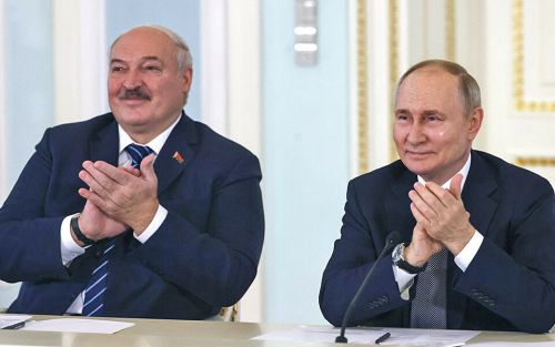 Сверка часов и союз нерушимый: о чем Путин говорил с Лукашенко и при чем тут Антарктида