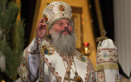 «Это праздник надежды на спасение человека»: митрополит Кирилл о Рождестве и о мире