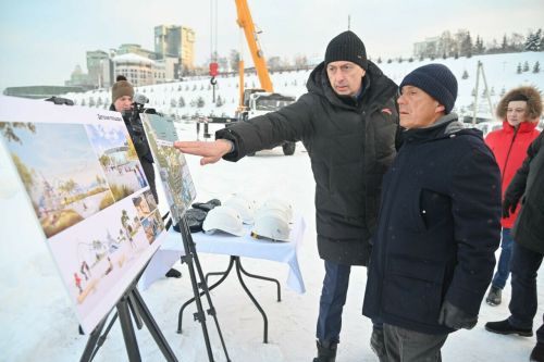 Минниханов осмотрел стройплощадку нового театра Камала в Казани