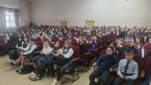 «Гарантирует независимость и процветание»: в Кукморе прошел концерт ко Дню Конституции РФ