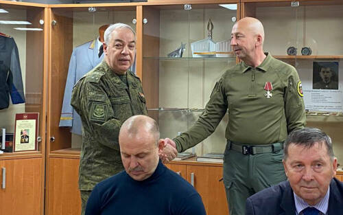 «Мой опыт может быть там полезен»: на СВО из Казани проводили ветерана чеченской войны