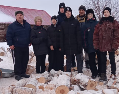 «Сделали на совесть»: бавлинские школьники оказали помощь семье участника СВО