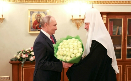 Путин поздравил патриарха Кирилла с 15-летием интронизации