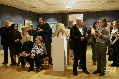 Энергия и лицо ХХ века: «Хазинэ» открыла большую выставку Тумашева, Хаертдинова, Адылова