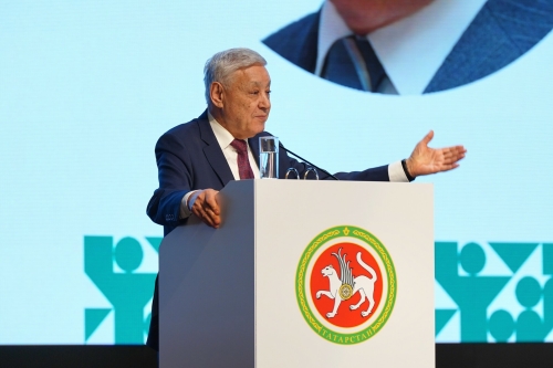 Мухаметшин: От того, как мы сейчас работаем с нашей молодежью, зависит будущее Татарстана