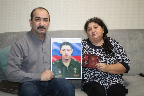 «Душой болел за людей, себя не жалел»: ветеран-афганец воспитал сына-героя спецоперации