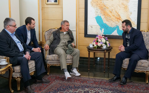 БРИКС, торговля и геополитика: какие темы для России и Ирана нашел Минниханов в Тегеране