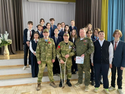 Союз ветеранов СВО города Казани провел ряд уроков о спецоперации для школьников