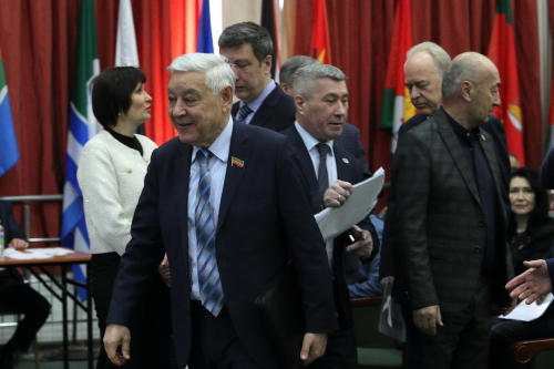 Мухаметшин призвал Ассамблею народов Татарстана повышать правовую культуру избирателей