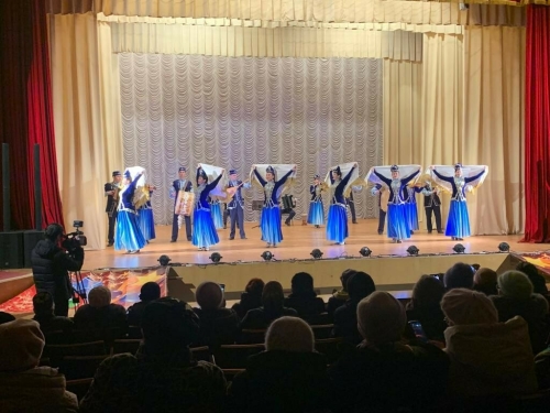 «Трогает за живое»: Творческая делегация из Татарстана выступила перед жителями ЛНР
