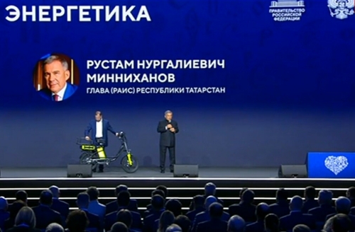 Минниханов на энергетическом форуме в Москве: Мы добываем более 35 млн тонн нефти в год