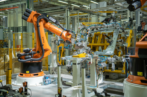 «Южную Корею нам не догнать»: смогут ли роботы закрыть дефицит кадров в России?