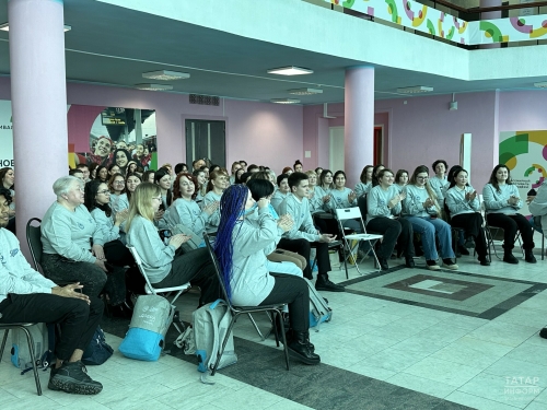 «Построить будущее»: в Казани прошла встреча с волонтёрами Всемирного фестиваля молодёжи