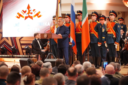 «Ради свободы Родины приходится воевать»: в Казани отпраздновали День защитника Отечества