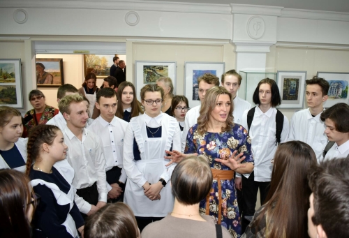 Дети из Лисичанска посетили выставку в Елабуге, организованную музеем «Арт-Донбасс»