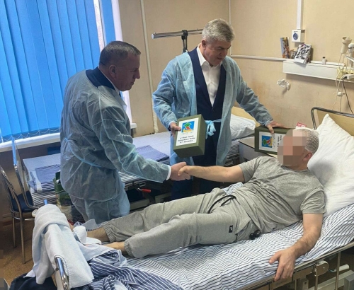 Мэр Челнов встретился с бойцами, находящимися на лечении в госпитале Бурденко