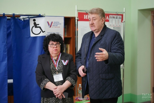 «Готовы к работе»: Кондратьев осмотрел избирательный участок в Чистополе