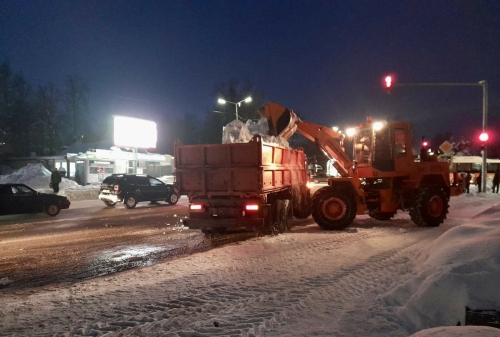 Водитель Зеленодольска об уборке снега: «Люди не проявляют терпения в адрес трактористов»