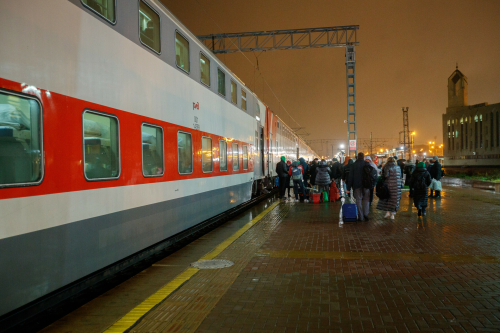 Перевозки двухэтажными поездами на ГЖД в январе выросли на 18%
