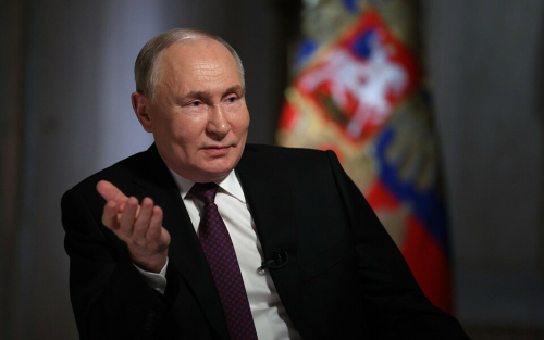 «Морковки» Запада, ядерные силы РФ и налоги для богатых: о чем было новое интервью Путина