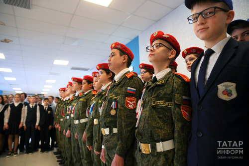 «Наш народ будет защищен»: школьникам Казани рассказали о воссоединении Крыма с Россией
