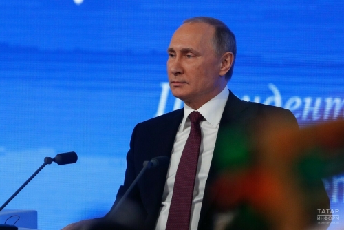 Видео: Владимир Путин поблагодарил волонтеров своего избирательного штаба