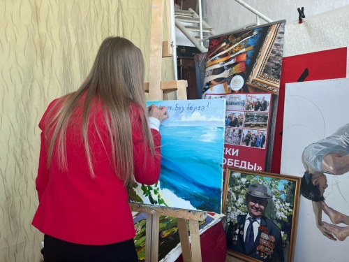 «Мы вместе, Без бергә!»: казанская художница написала картину к 10-летию Крымской весны