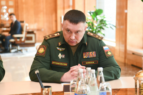Рустаму Минниханову представили нового военного комиссара РТ Юрия Беляева