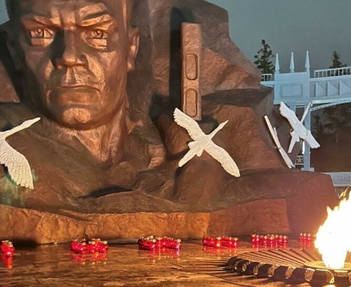 В Альметьевске прошла акция в память о погибших в «Крокус Сити Холле»