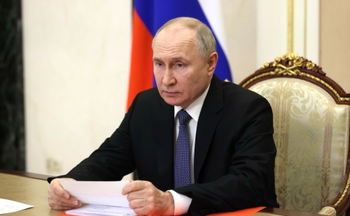 Путин: Ураза-байрам олицетворяет радость обновления и стремление к чистоте помыслов