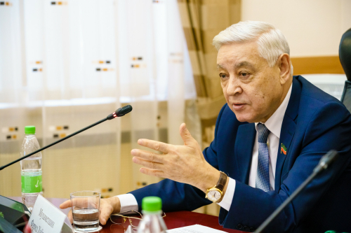 Мухаметшин: «Уверен, Татарстан успешно подготовится к проведению мероприятий БРИКС»