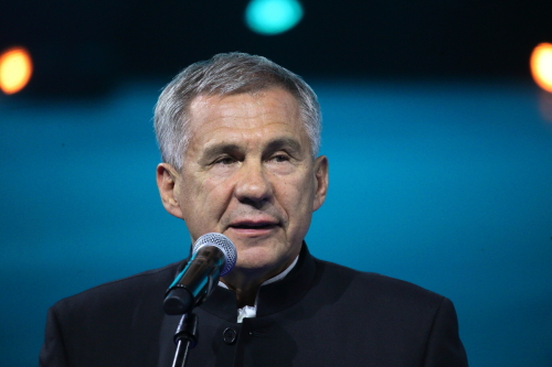 Рустам Минниханов поздравил радио «Тәртип» с 10-летием