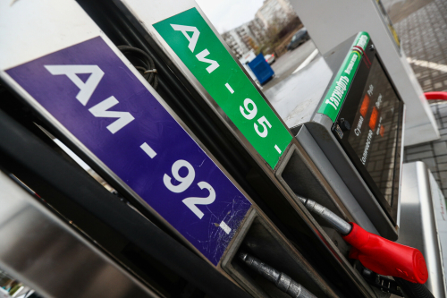 Татарстан попал в топ-10 регионов России с самым дешевым бензином и дизелем