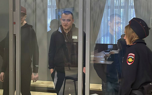 «А главари их на Украине и в Польше»: дело банды телефонных мошенников дошло до суда