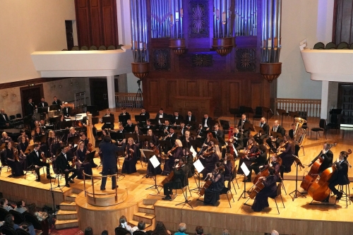 «Мы привезли музыку великих импрессионистов»: в Казани выступил симфонический оркестр РБ