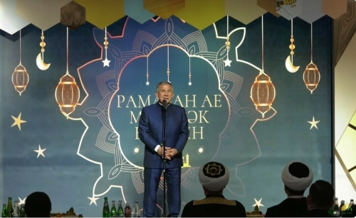 «Большое событие»: Минниханов принял участие в «Шатре Рамадана-2024» в Москве