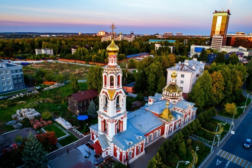 Кинотеатр, мастерская и кафедра вуза: как возвращали верующим Варваринскую церковь