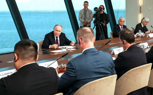 Пусть Запад не мешается: Путин рассказал СМИ о ядерных рисках и рецепте мира на Украине