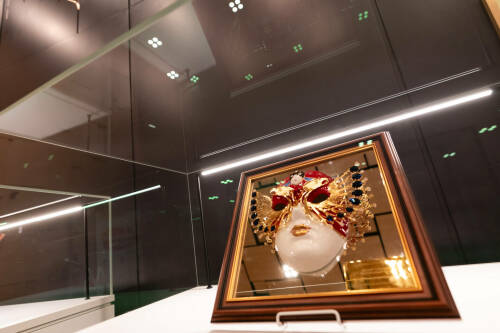 Церемония вручения премии «Золотая маска» пройдет летом в новом здании театра Камала