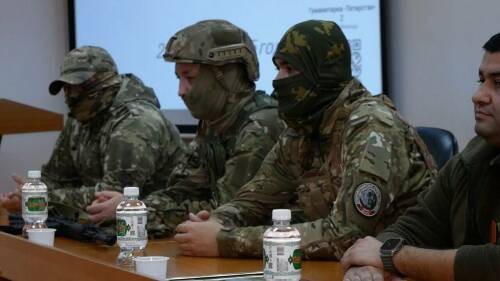 «Мы боремся, мы их добьем»: семь участников СВО провели встречу в Нижнекамске